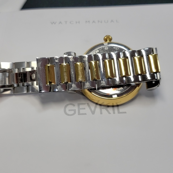 GEVRIL Women's Berletta Diamond Watch 37mm 0.06ctw - Picture 8 of 10